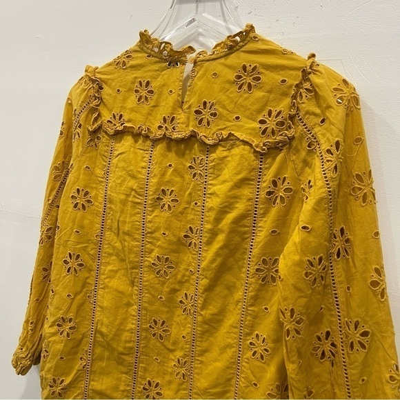 J. Crew Mustard Yellow Eyelet Ruffle Top Size XS - Picture 4 of 7